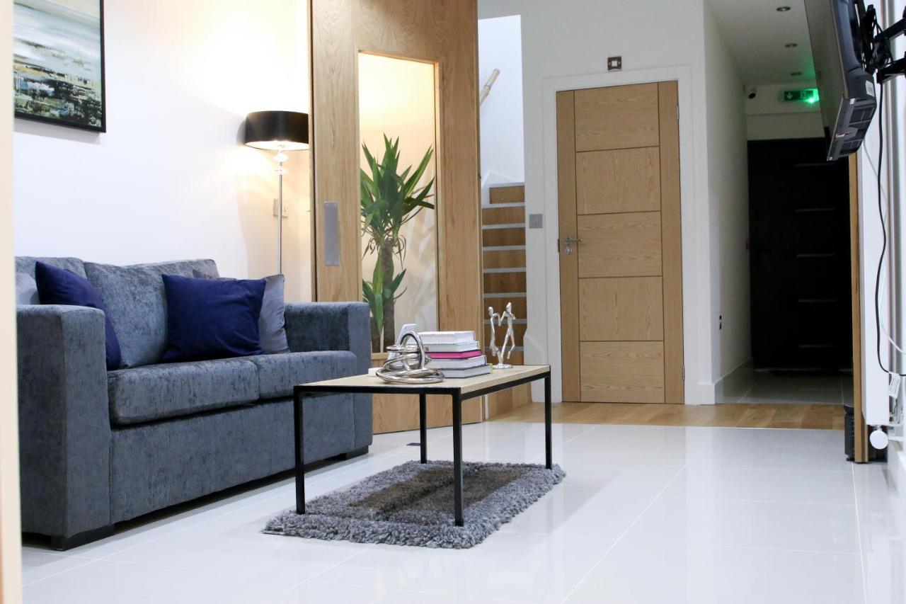 Lovely Studio Apartment With Access For Wheel-Chairs In Sydenham London Exterior photo